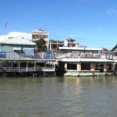 Floating Hotel Chau Doc Luaran gambar
